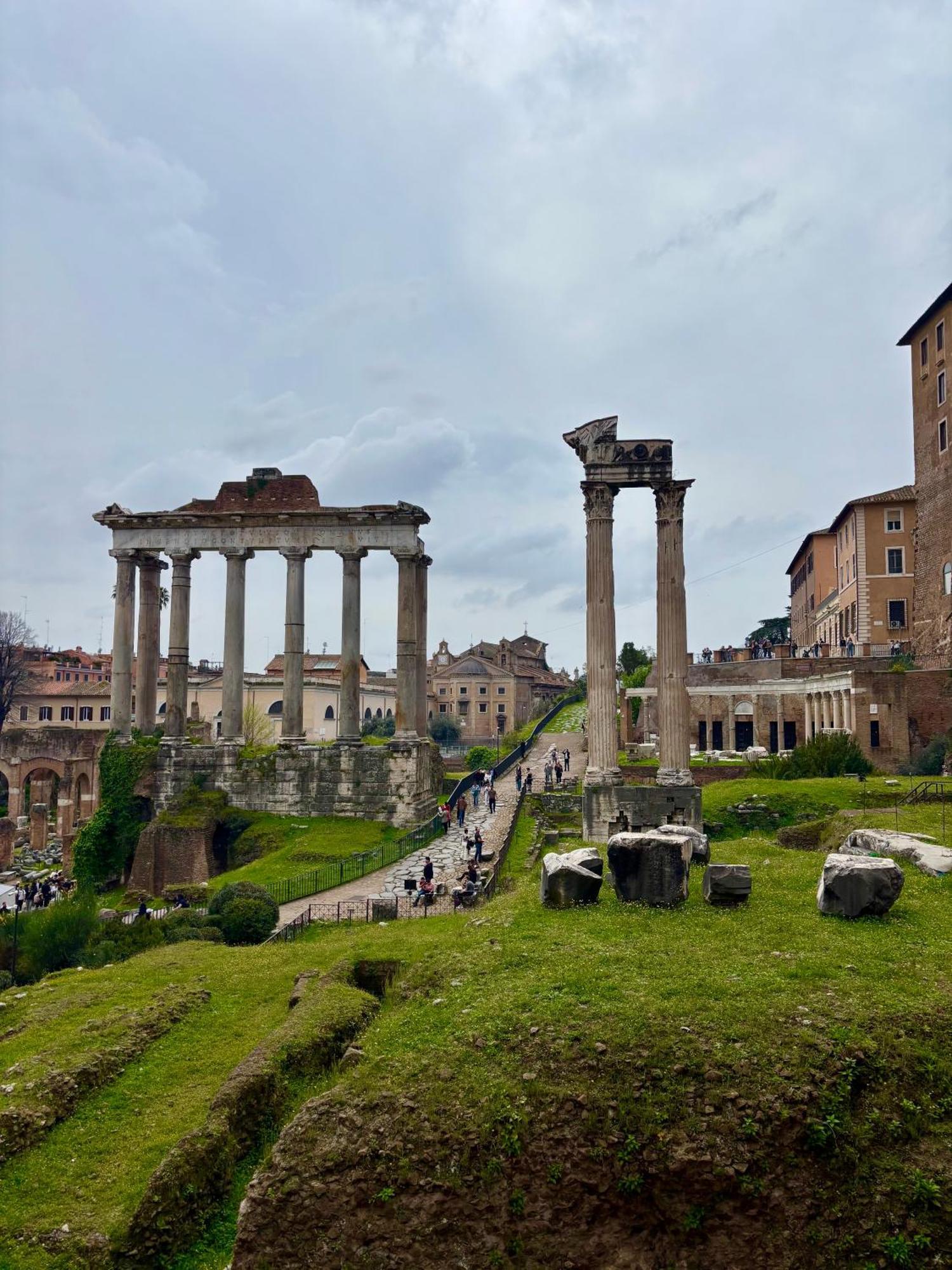 Gateway To Rome's Treasures Apartment