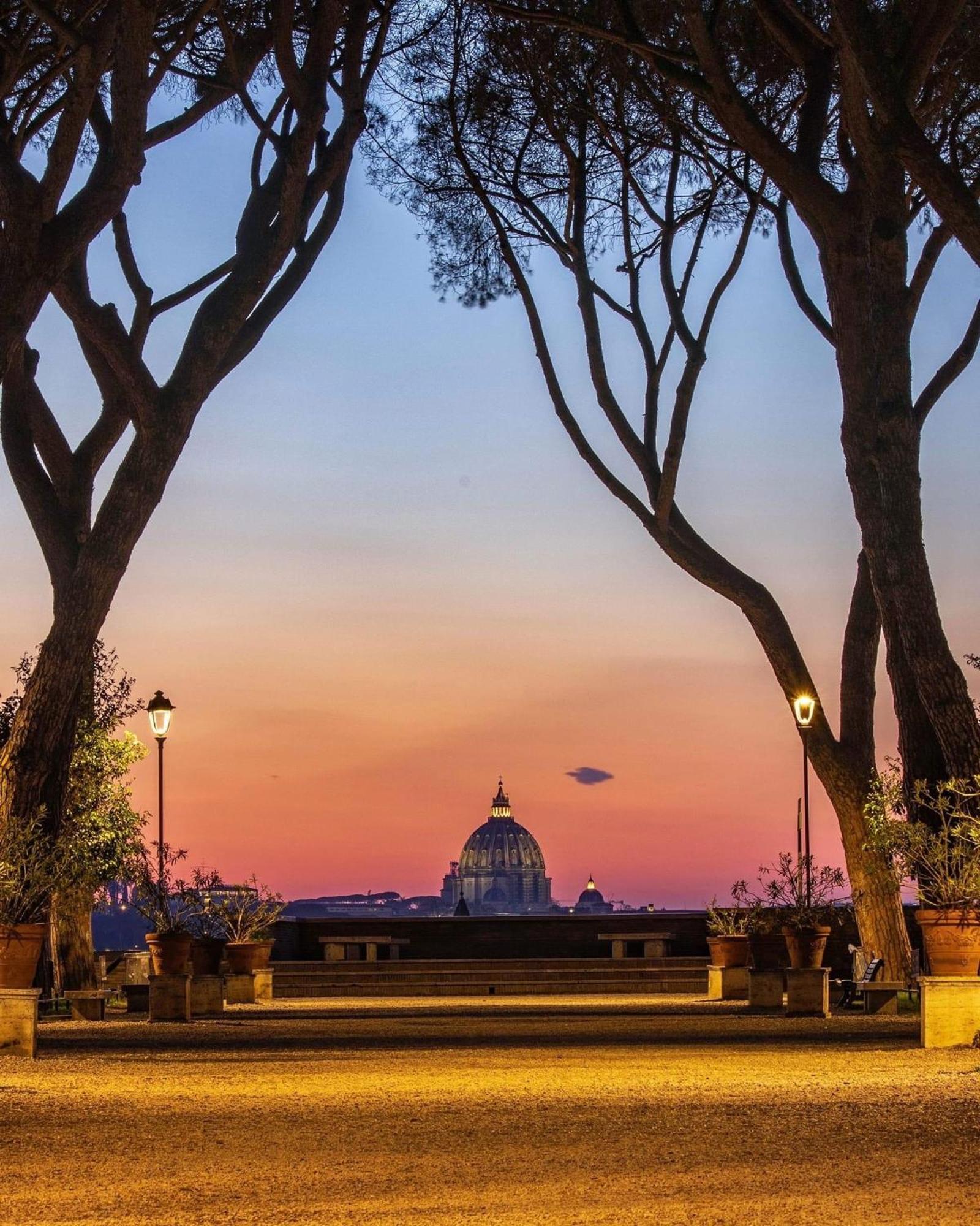 Gateway To Rome's Treasures * Rom